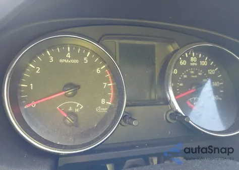 2014 Nissan Rogue Select S z USA, uszkodzony, nr VIN JN8AS5MT3EW101638